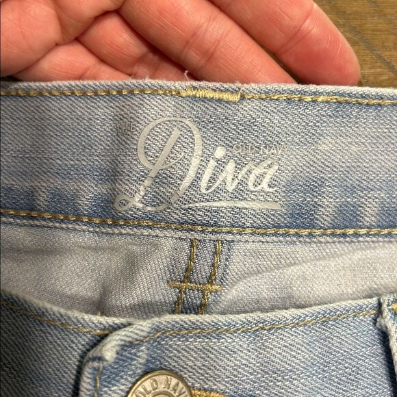 Old Navy Diva Jean shorts size 6 - Picture 2 of 8